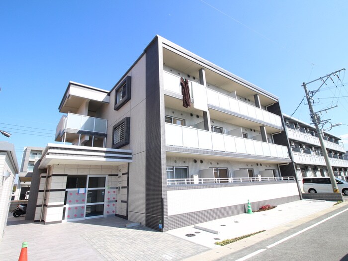 物件外観写真1　(外観写真)