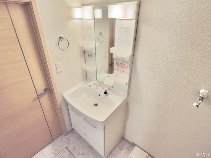 物件内観写真11　(洗面)