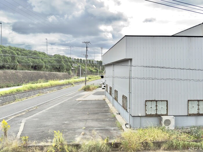 物件内観写真14　(室内からの展望)