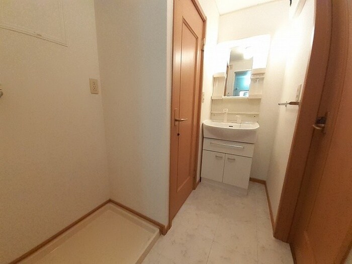 物件内観写真9　(洗面)