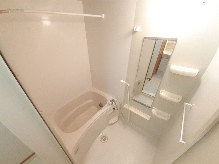 物件内観写真10　(バス／シャワールーム等)