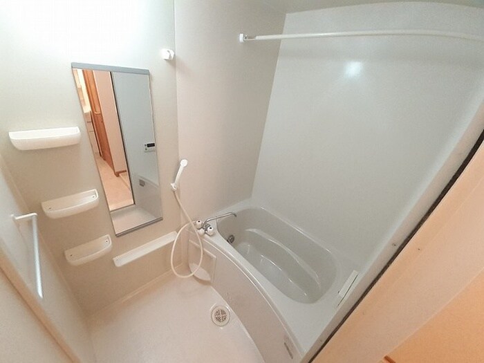 物件内観写真10　(バス／シャワールーム等)
