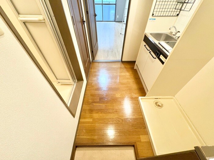 物件内観写真20　(廊下)
