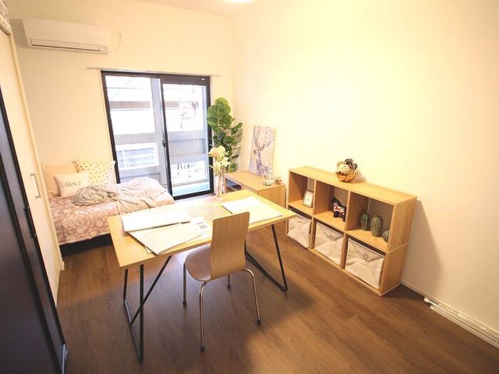 物件内観写真7　(居室)