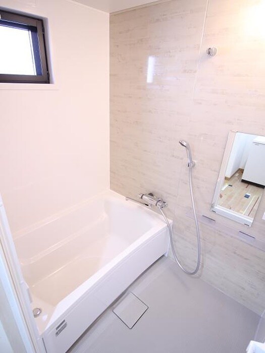 物件内観写真11　(バス／シャワールーム等)