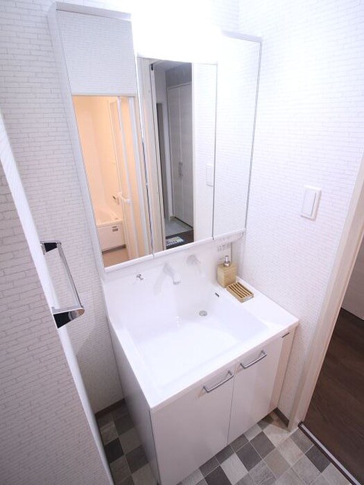 物件内観写真13　(洗面)