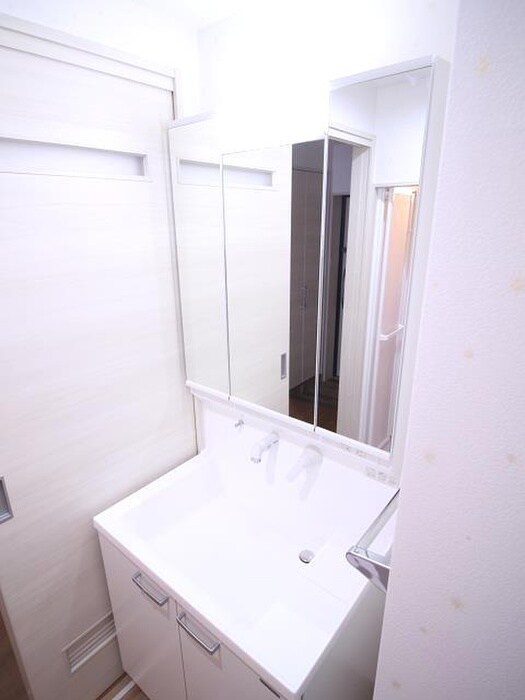 物件内観写真13　(洗面)