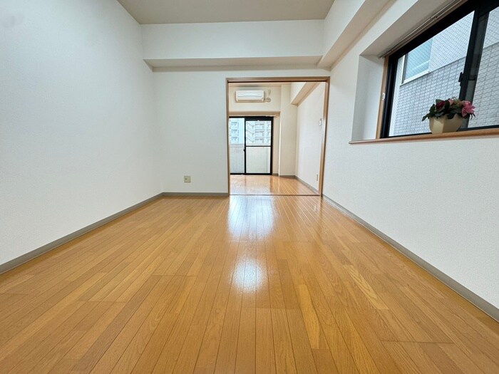 物件内観写真6　(居室)