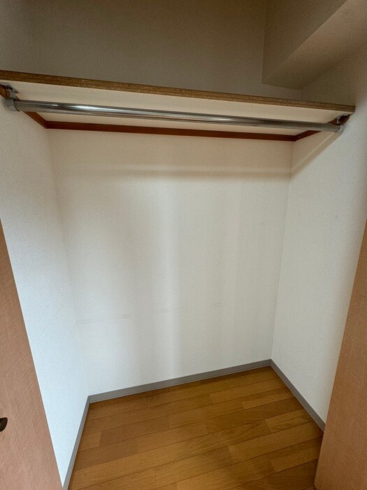 物件内観写真16　(収納)