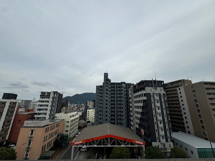 物件内観写真16　(室内からの展望)