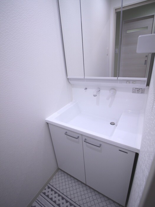 物件内観写真13　(洗面)