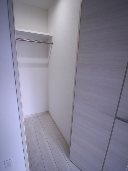 物件内観写真15　(収納)