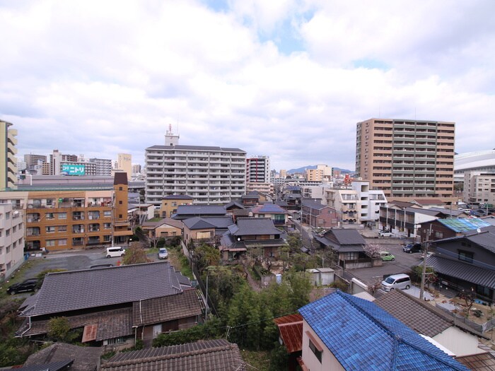 物件内観写真17　(室内からの展望)