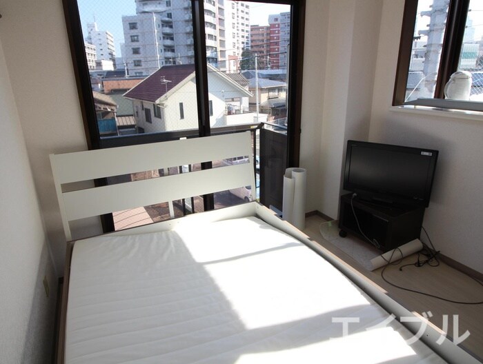 物件内観写真7　(居室)