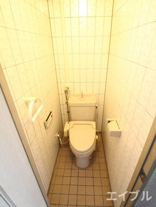 物件内観写真8　(トイレ)