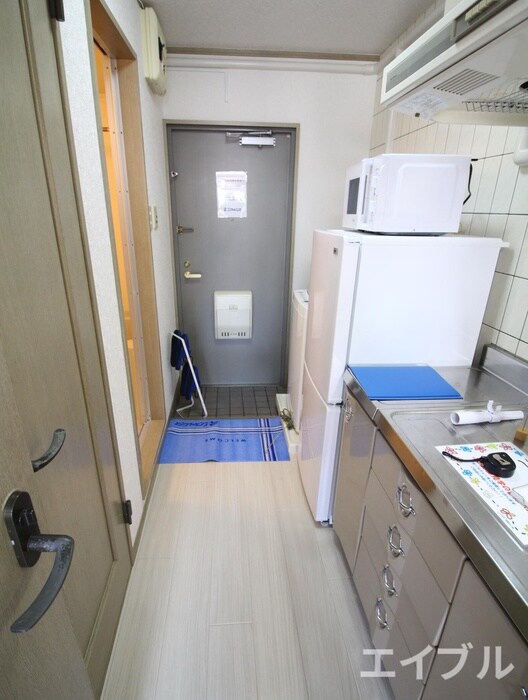 物件内観写真17　(廊下)