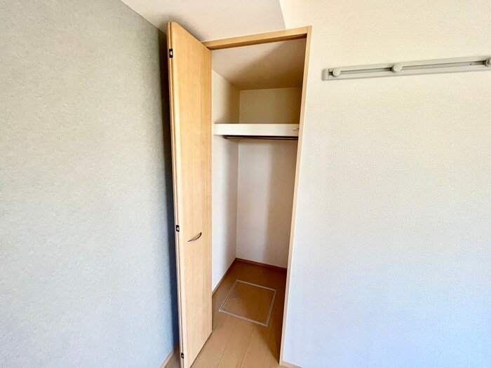 物件内観写真11　(収納)