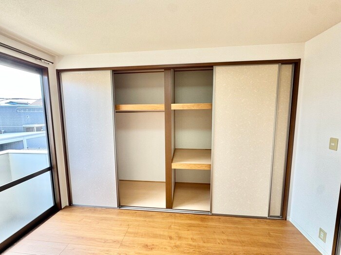 物件内観写真10　(収納)