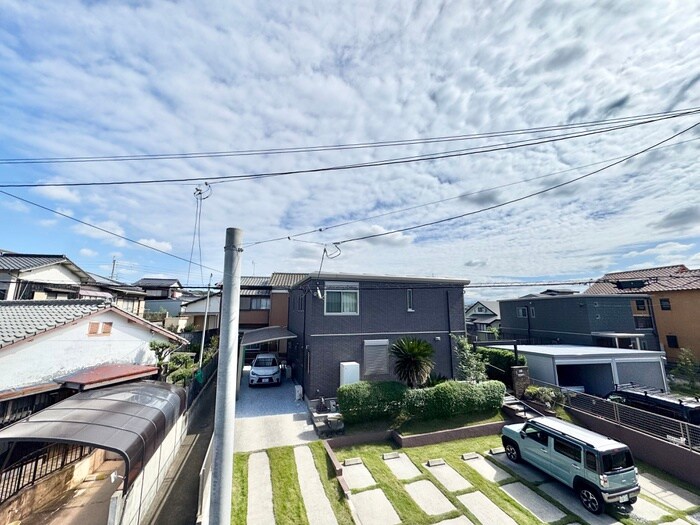 物件内観写真13　(室内からの展望)