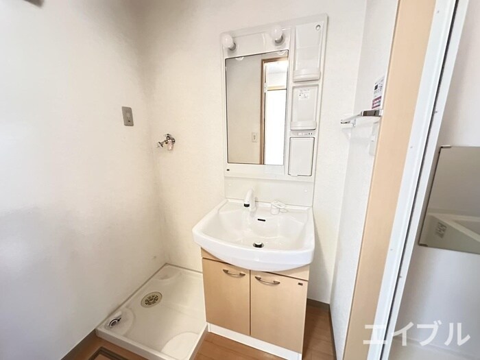 物件内観写真10　(洗面)