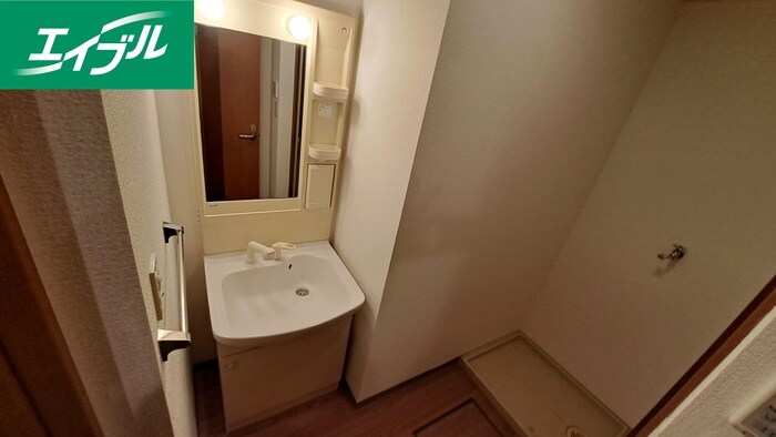 物件内観写真12　(洗面)