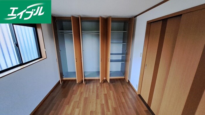 物件内観写真14　(収納)