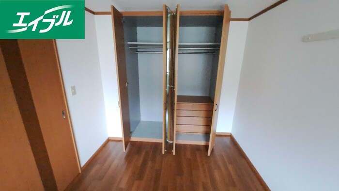 物件内観写真18　(収納)