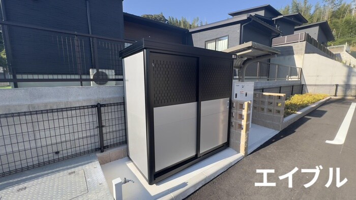 物件外観写真4　(建物設備)