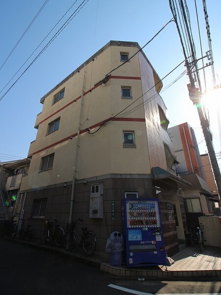 リベラル外観写真