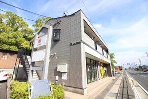 ルミエ－ル御所外観写真