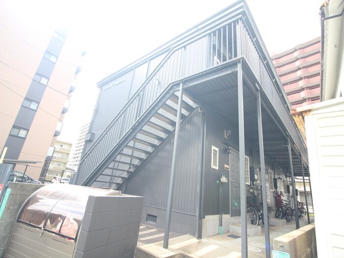 物件外観写真2　(外観写真)