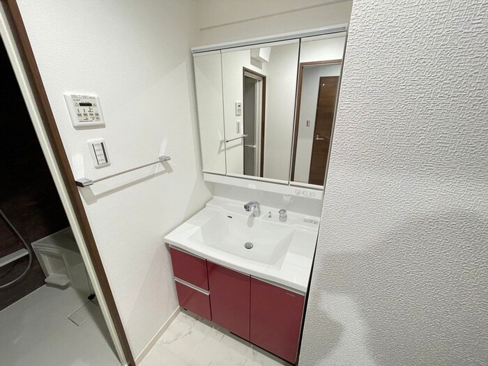 物件内観写真9　(洗面)