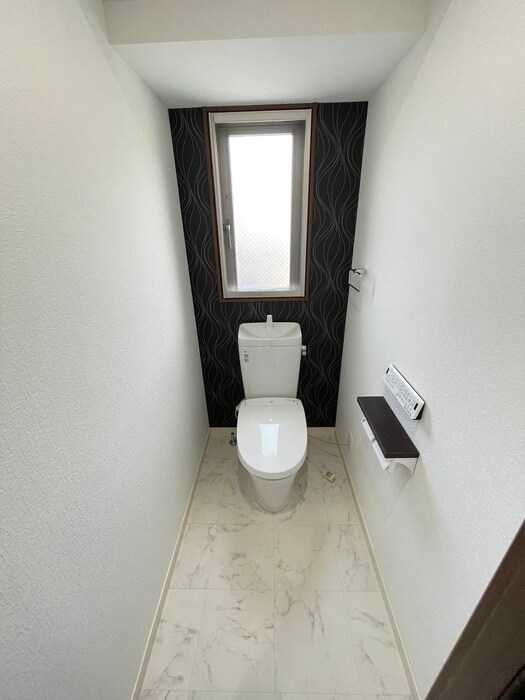 物件内観写真10　(トイレ)