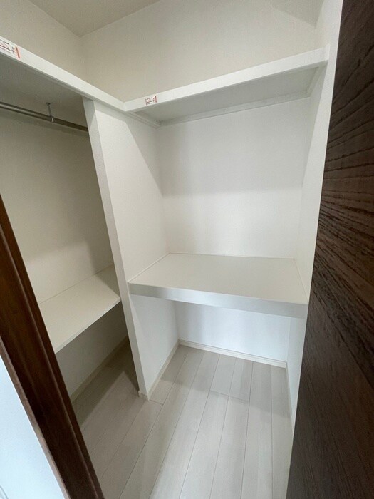 物件内観写真11　(収納)