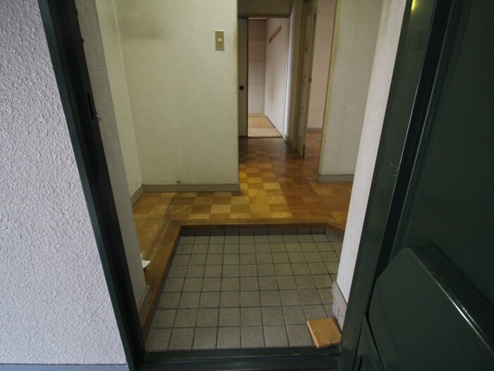物件内観写真21　(玄関)