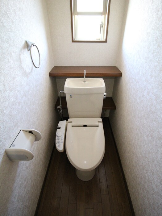 物件内観写真9　(トイレ)