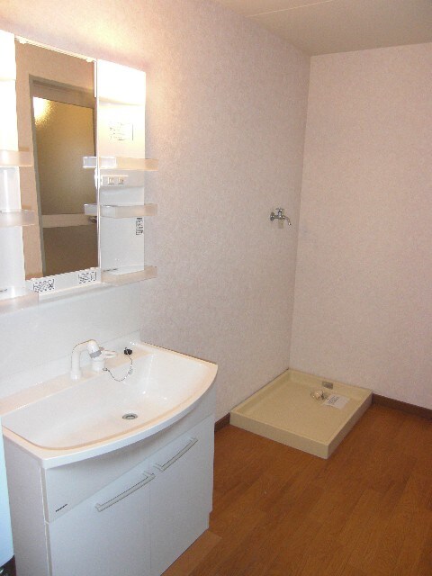 物件内観写真8　(内観写真)