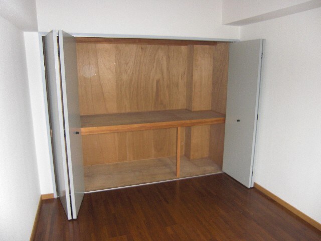 物件内観写真14　(収納)