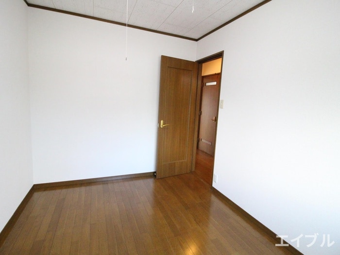 物件内観写真13　(居室)