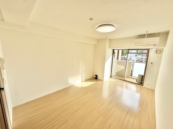 物件内観写真5　(居室)