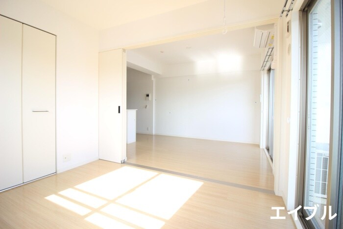 物件内観写真8　(居室)