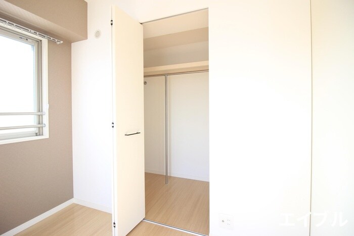 物件内観写真9　(収納)