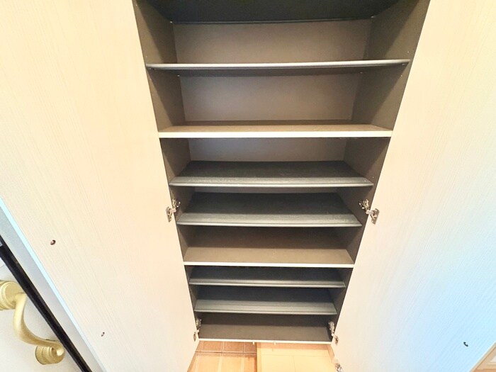 物件内観写真16　(靴箱)