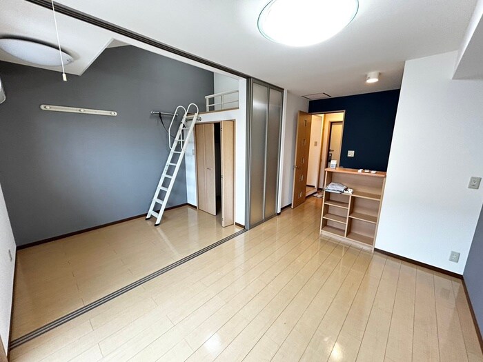 物件内観写真13　(居室)