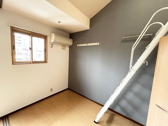 物件内観写真18　(居室)