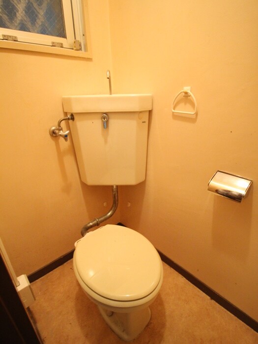 物件内観写真8　(トイレ)