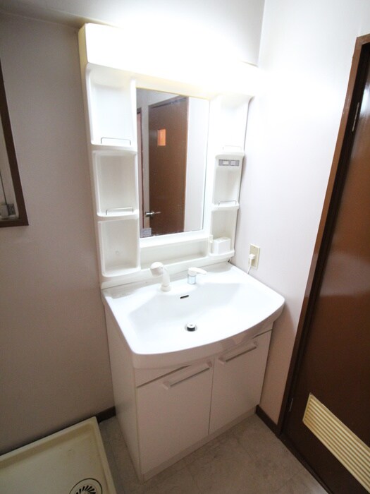 物件内観写真9　(洗面)