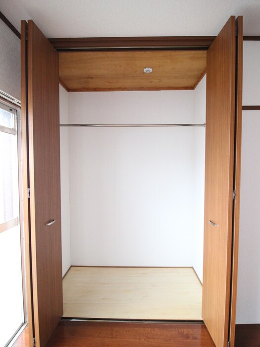 物件内観写真11　(収納)