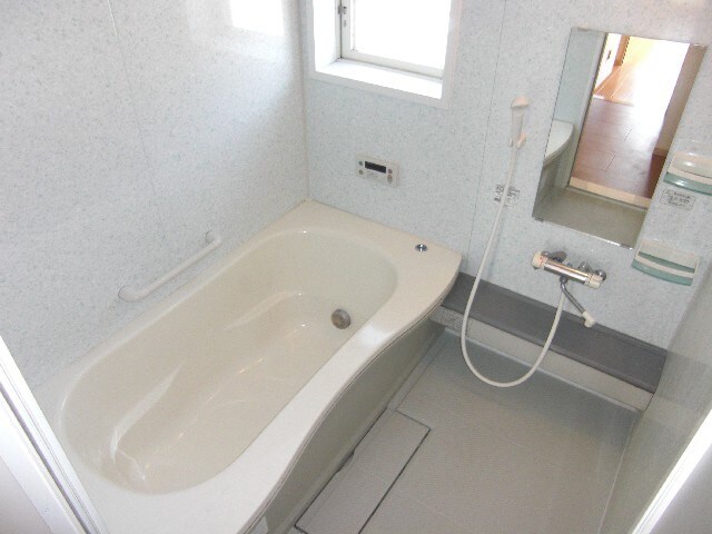 物件内観写真9　(バス／シャワールーム等)