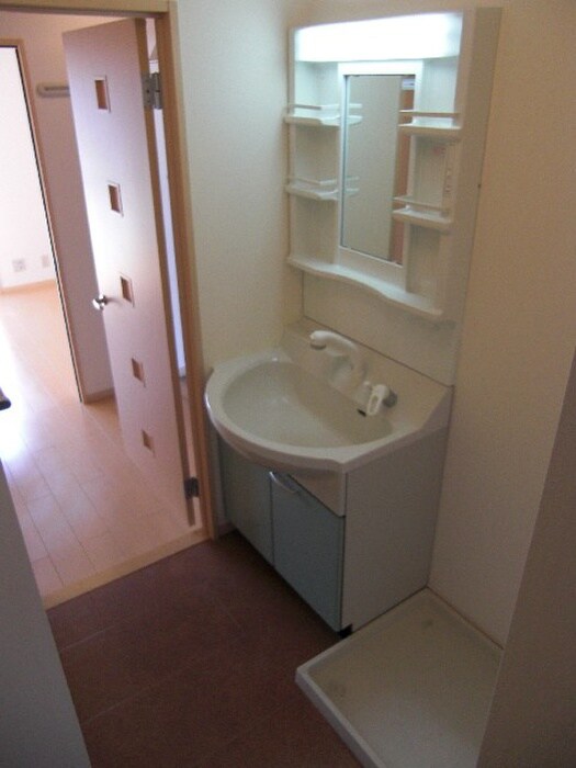 物件内観写真13　(洗面)